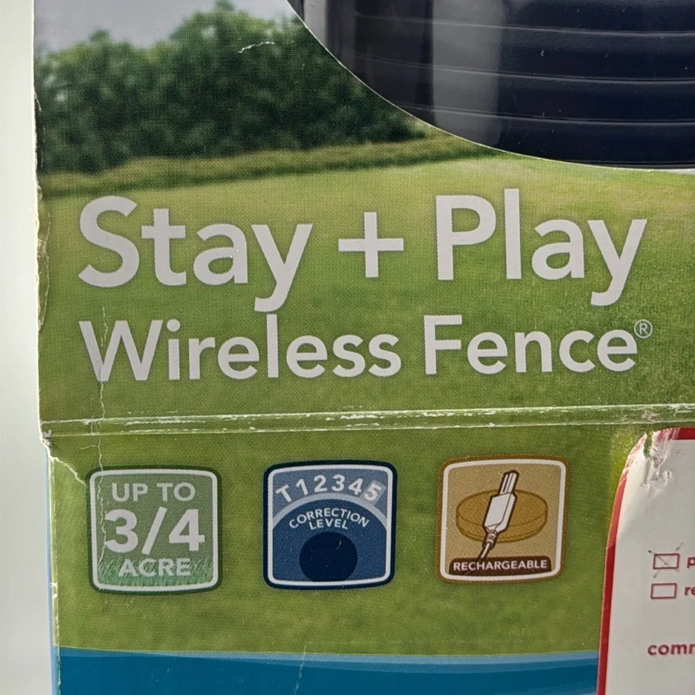 PETSAFE Stay + Play Wireless Fence for Dogs NEW in Open Box